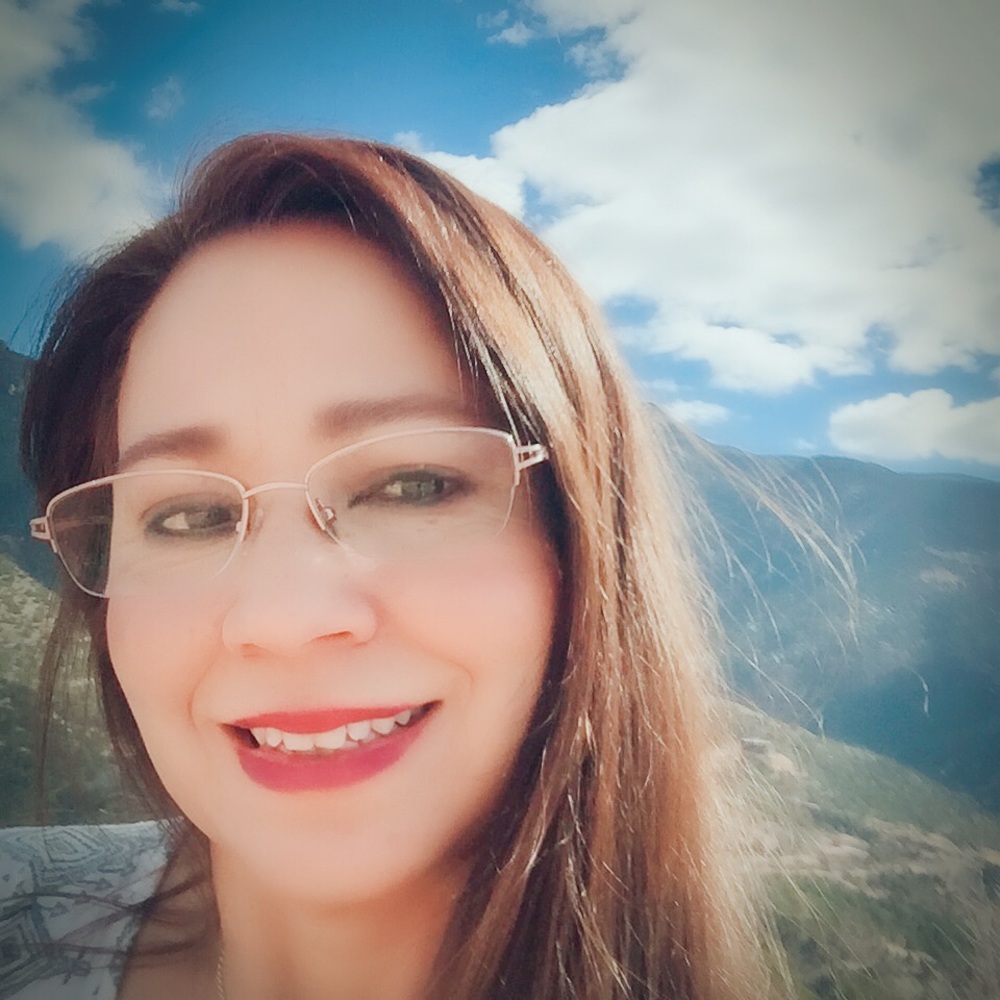 Meet your Posher, Sandra